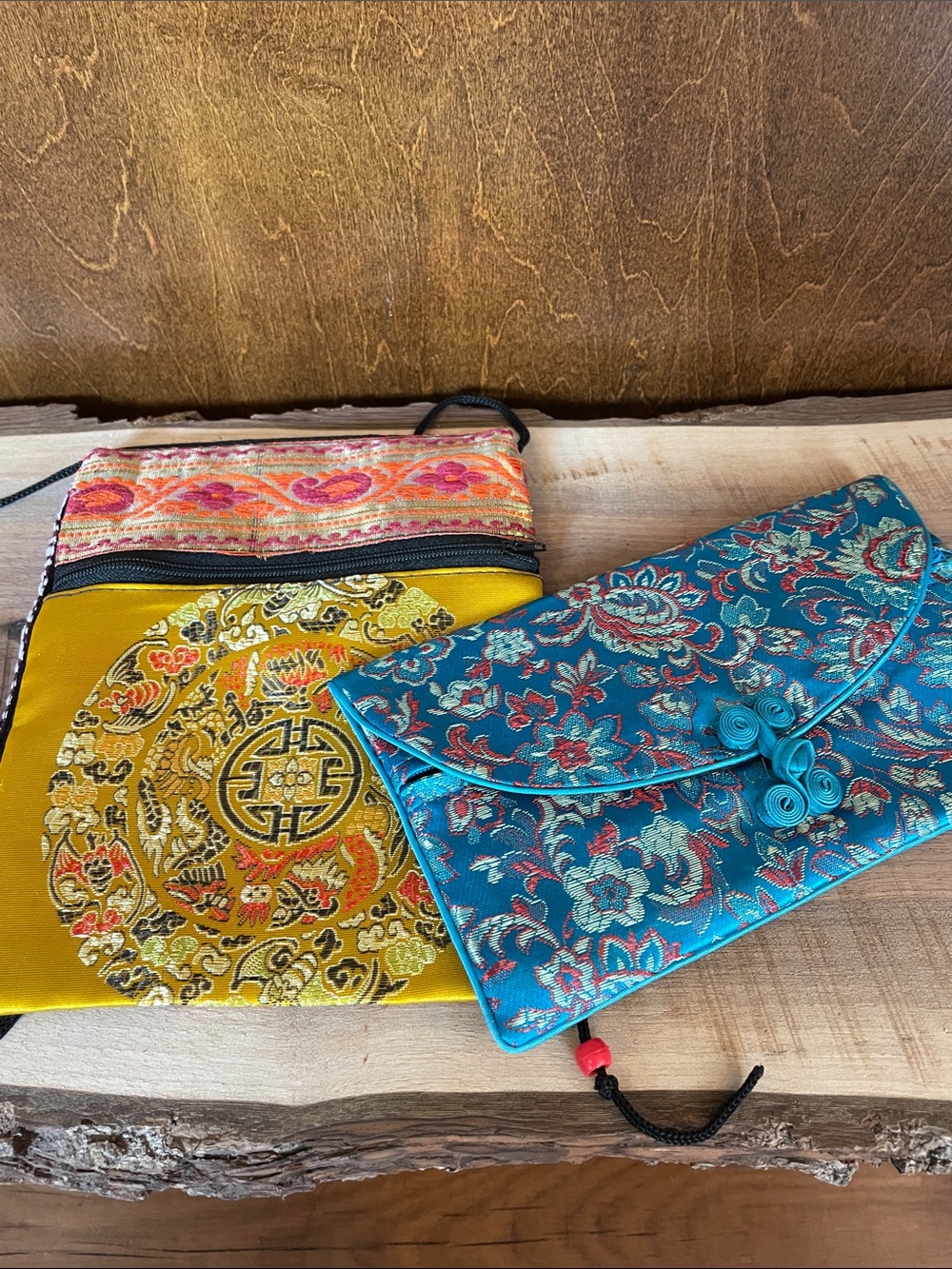 Assorted Wallet Collection - Picture 2 of 7